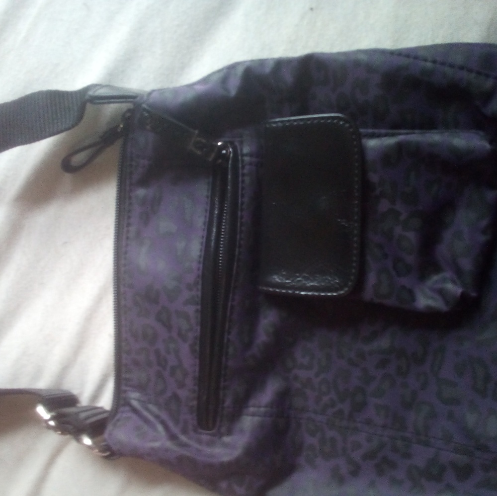 Crossbody purse